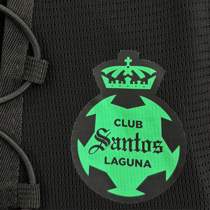 Mochila Charly Club Santos Deportiva Comoda Mediana Negra Resistente